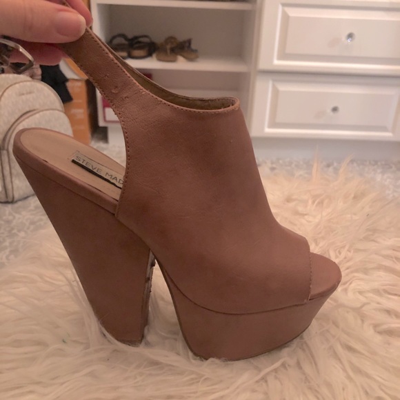 Steve Madden Shoes - Steve Madden platform block heel